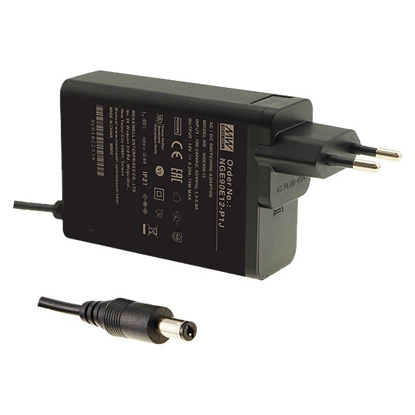 NGE90E15-P1J Zasilacz wtyczkowy 82W 15V 5.5A